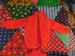 SKIPPER ORANGE SWEATER FRONT